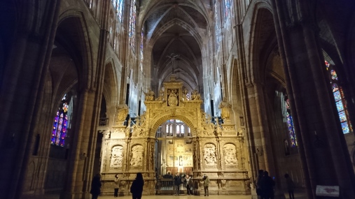 Nave central de la catedral de León